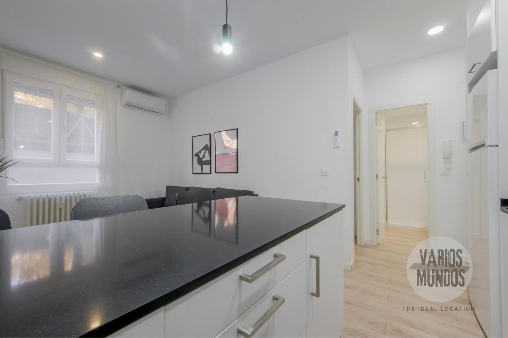 Confort Con Parking Para 3, Vive La Latina Madrid Exterior foto